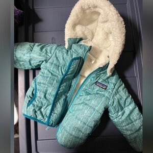 Patagonia Batik Reversible toddler 12-18 M !